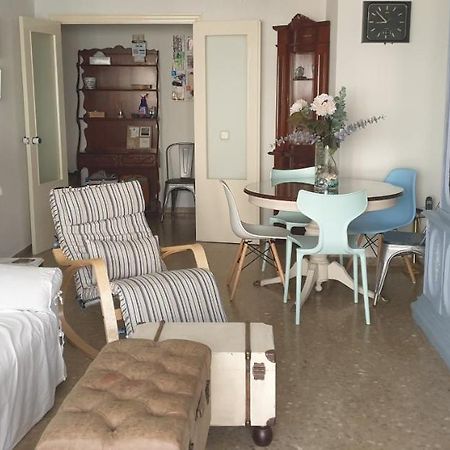 Апартаменты Piso 110M² En El Palo Con Parking Cerca De La Playa Малага Экстерьер фото