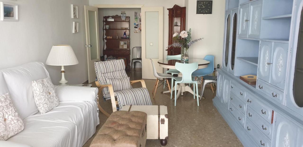 Апартаменты Piso 110M² En El Palo Con Parking Cerca De La Playa Малага Экстерьер фото