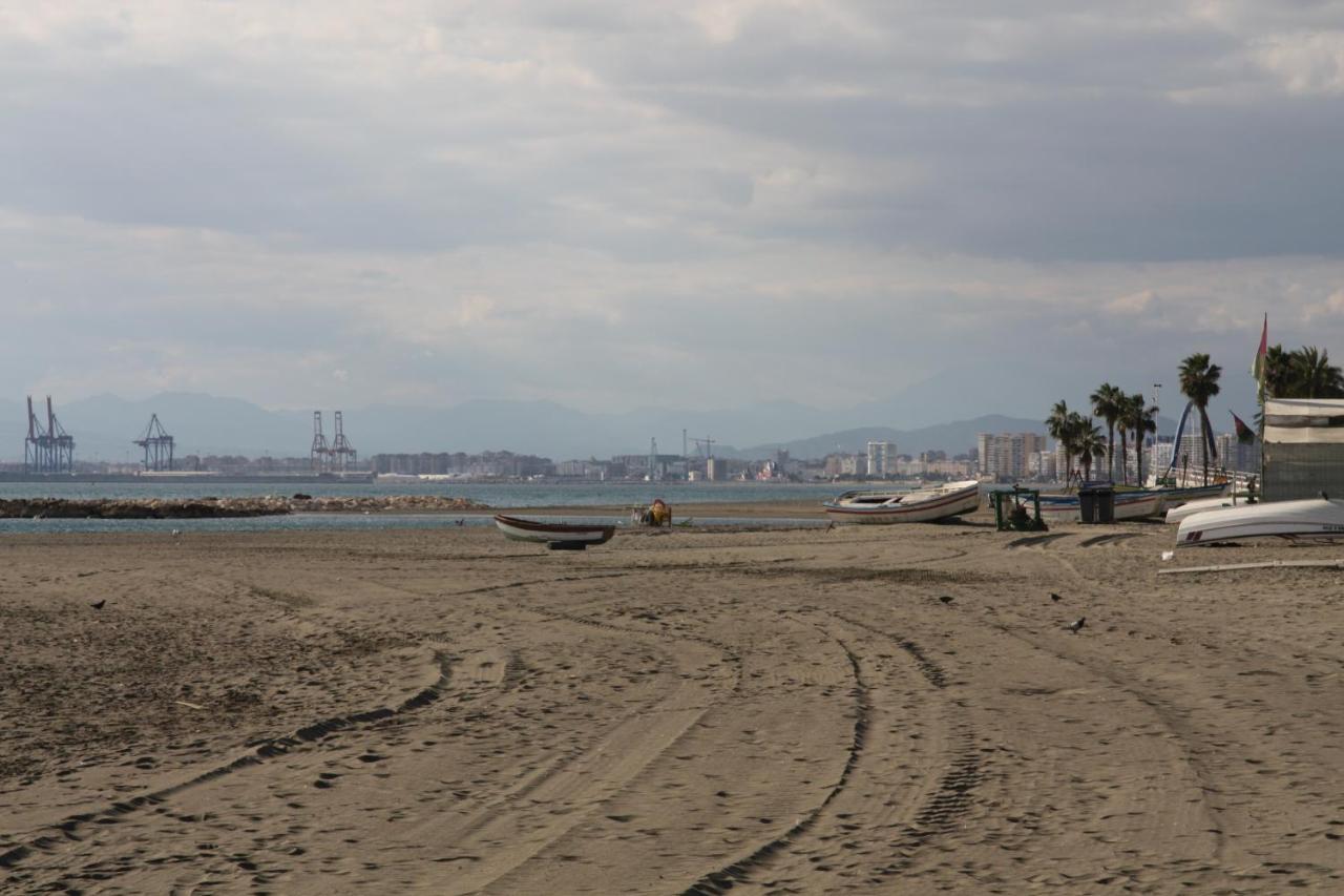 Апартаменты Piso 110M² En El Palo Con Parking Cerca De La Playa Малага Экстерьер фото